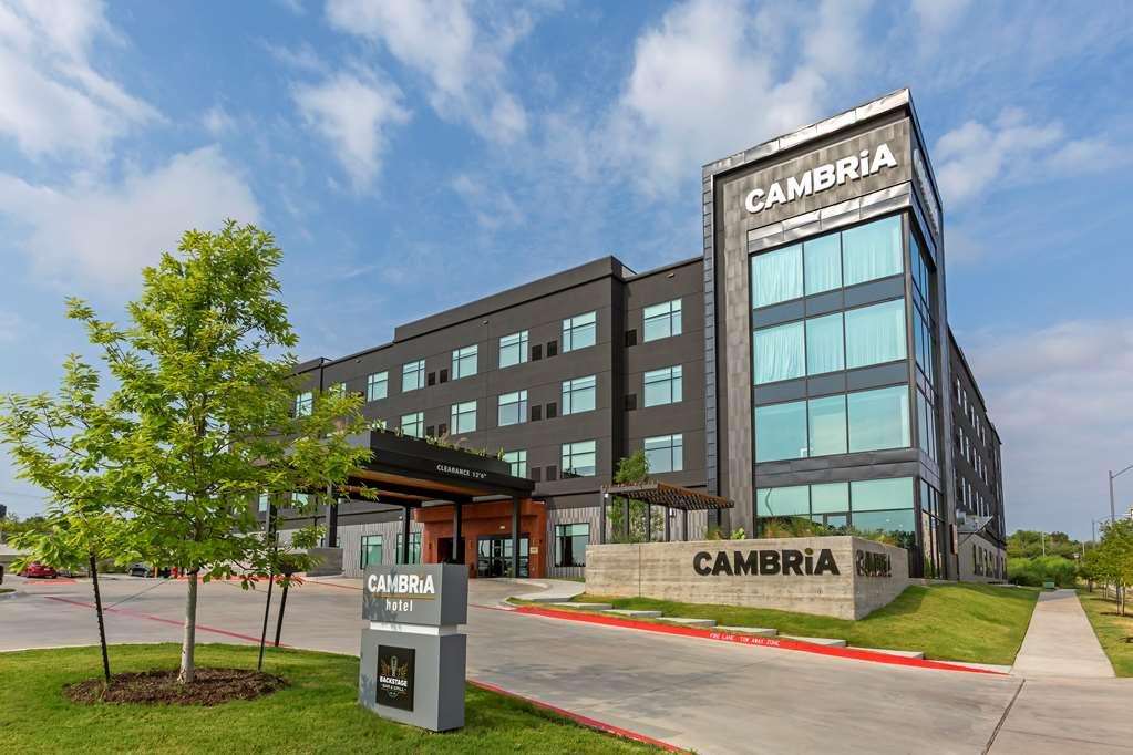 Cambria Hotel Austin Airport מראה חיצוני תמונה