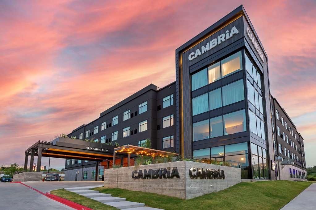 Cambria Hotel Austin Airport שירותים תמונה